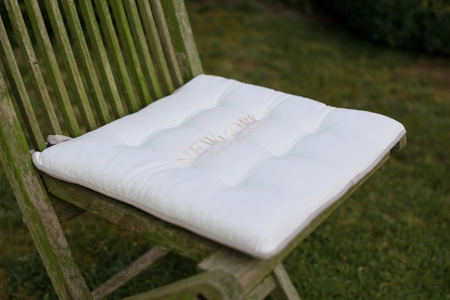 Sitzkissen NEW YORK - beige - 40x40 cm 6 Sitzkissen NEW YORK - beige - 40x40 cm – Bild 4