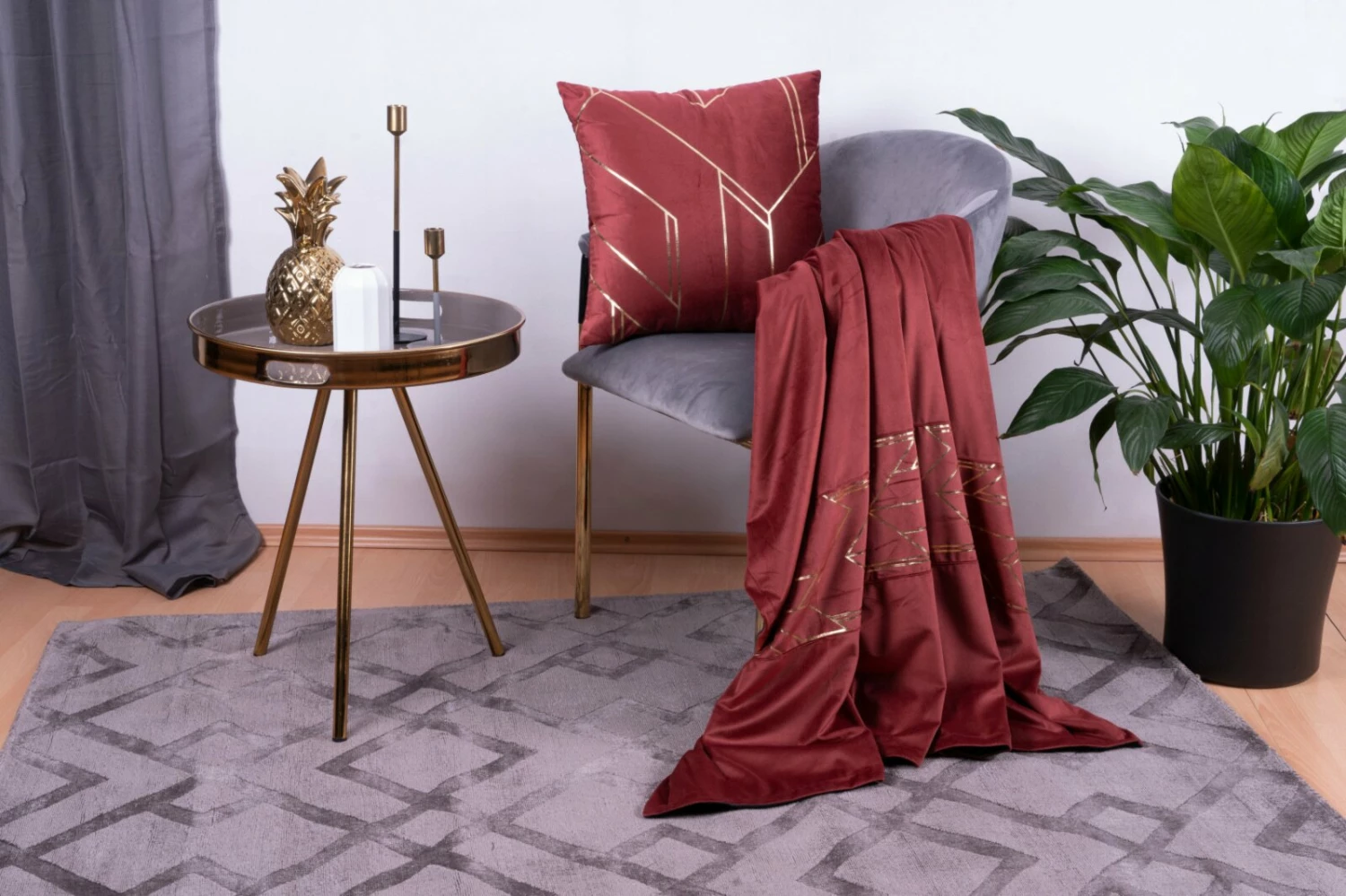 Decke & Kissen - rot-gold - samtige Optik 4 Decke & Kissen - rot-gold - samtige Optik – Bild 2