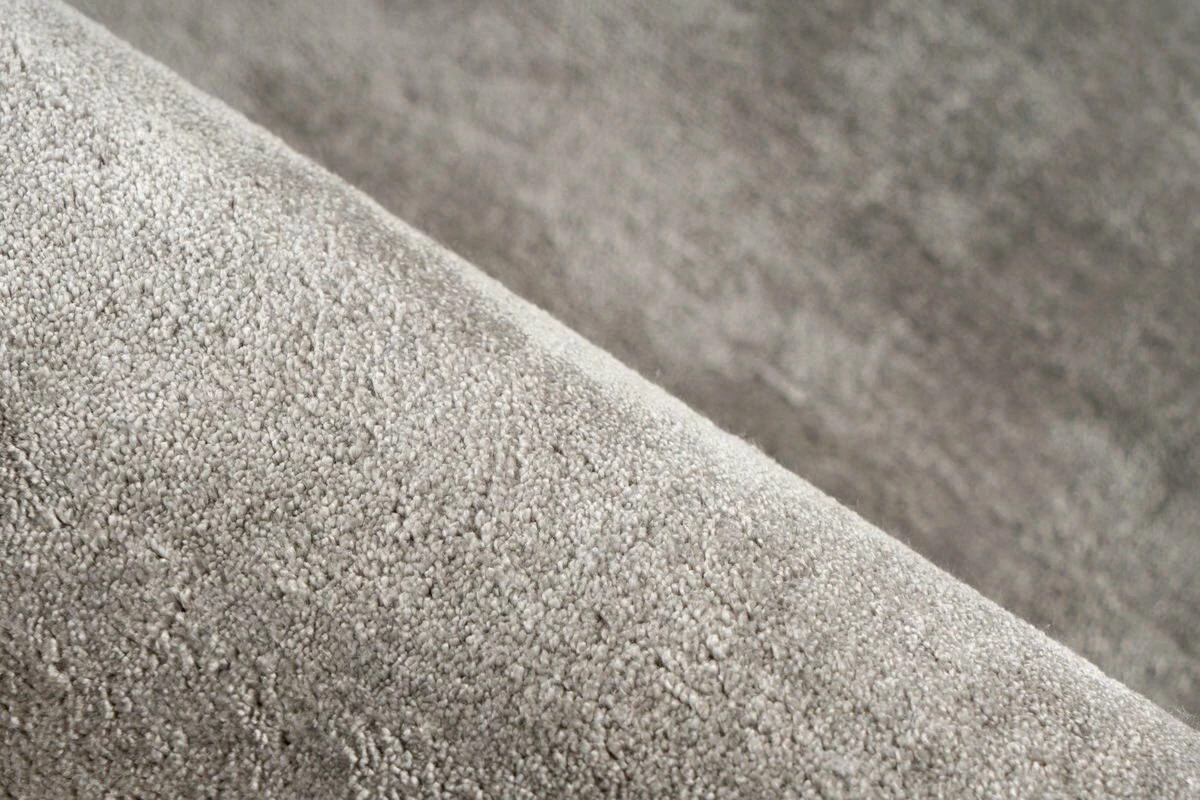 Teppich VILLAGE 100 - silber - 80x150 cm 5 Teppich VILLAGE 100 - silber - 80x150 cm – Bild 3